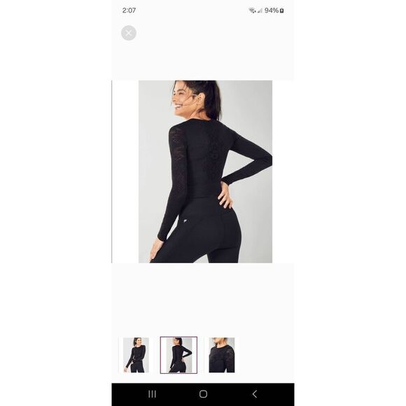 New Small Fabletics Black Flora Seamless Long Sleeve Top Pullover Shirt NWT - Picture 2 of 6